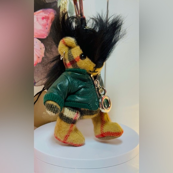Burberry’s Thomas Bear in Leather Jacket Bag Charm - Picture 1 of 7